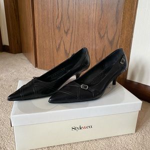 Style & Co. Black Pointed Toe Kitten Heel Pumps